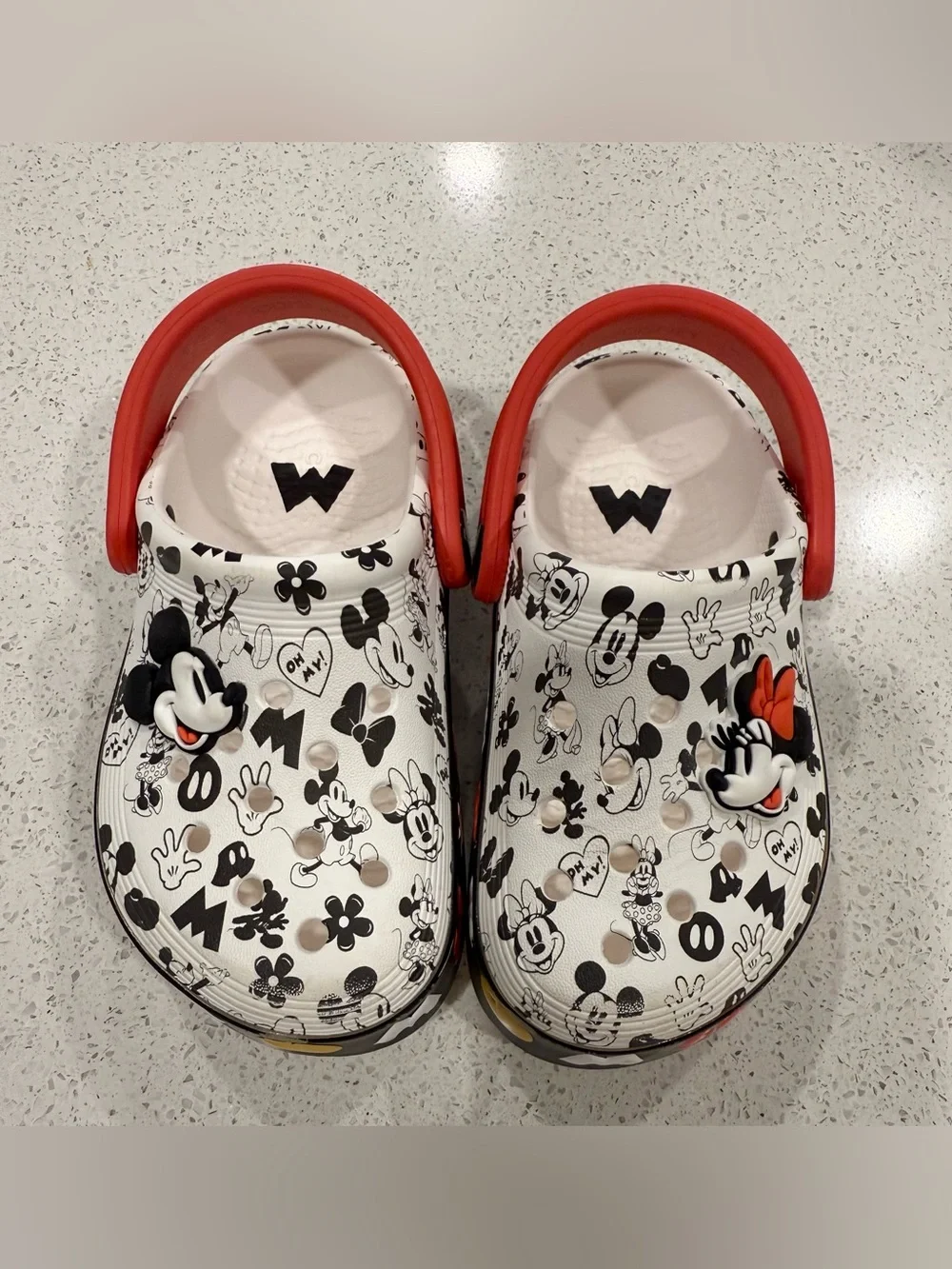 Kids Mickey Mouse Pattern Crocs toddler size (9)  White, Black & Red